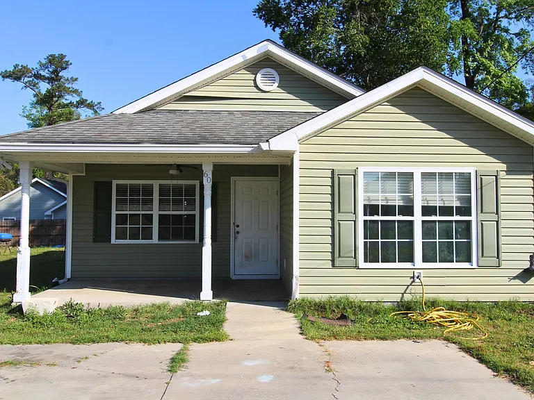 60 Susquehanna Trl — Photo 1