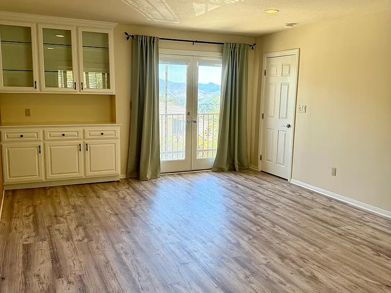 1922 Golden Sky Cir — Photo 29