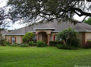 9843 Wallaston Dr, Dade City, FL 33525