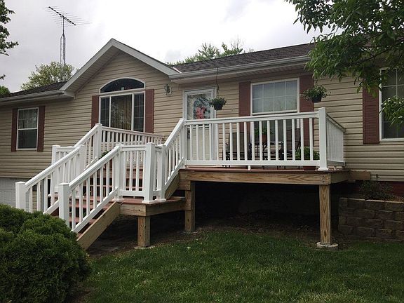 2nd image of 303 Clair Ln
