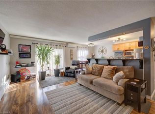 608 Grey St #17, Brantford, ON N3S 4Y1