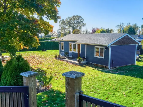 669 Mallard Drive, Point Roberts, WA 98281