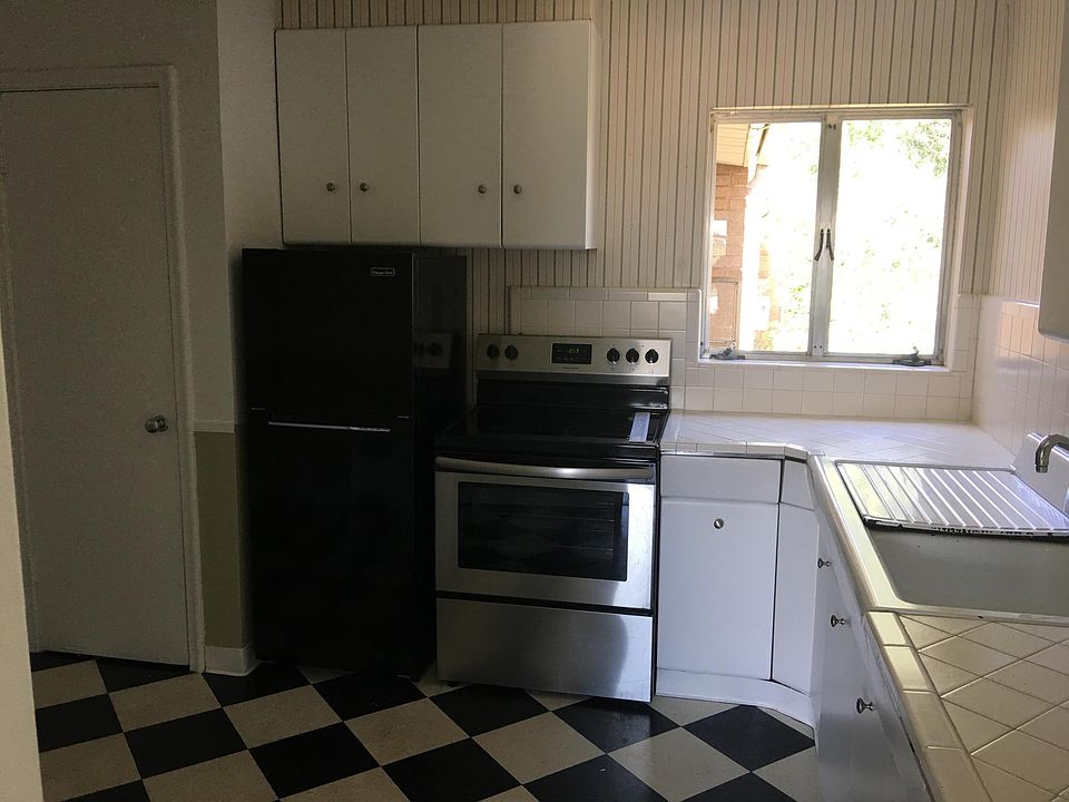 1st image of 750 E 200 S APT 19