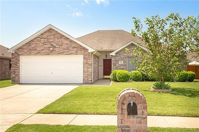 1st image of 116 Commonwealth Cir