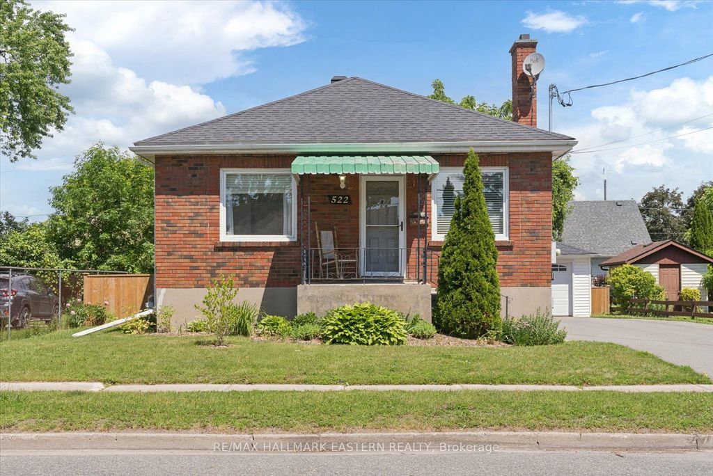 522 King George St, Peterborough, ON - View 2