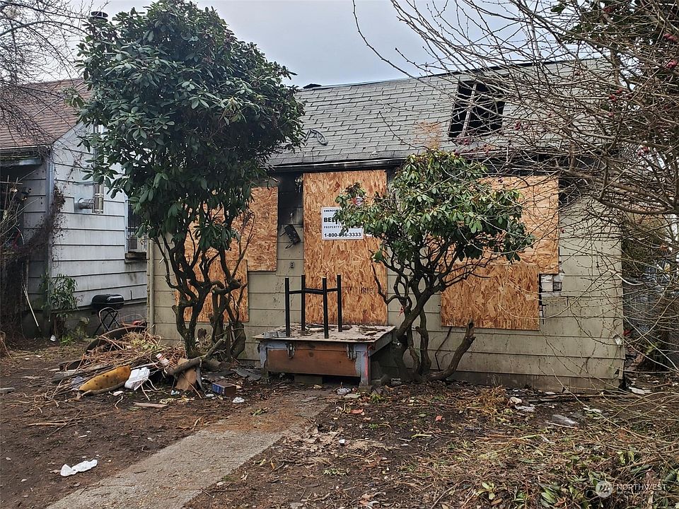 1st image of 523 Bridges Avenue S