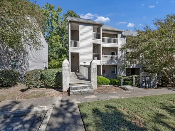 121 Edgewater Ln, West Columbia, SC 29169