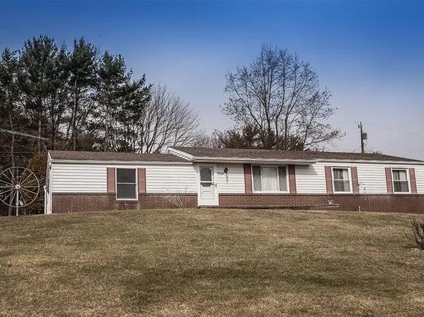 57504 Hospital Rd, Bellaire, OH 43906