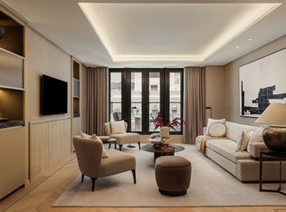 Mandarin Oriental Residences, Fifth Avenue, New York, NY 10022