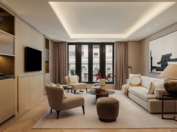 685 5th Ave APT 22B, New York, NY 10022