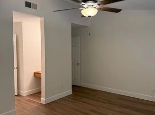 3264 W Calimyrna Ave, Fresno, CA