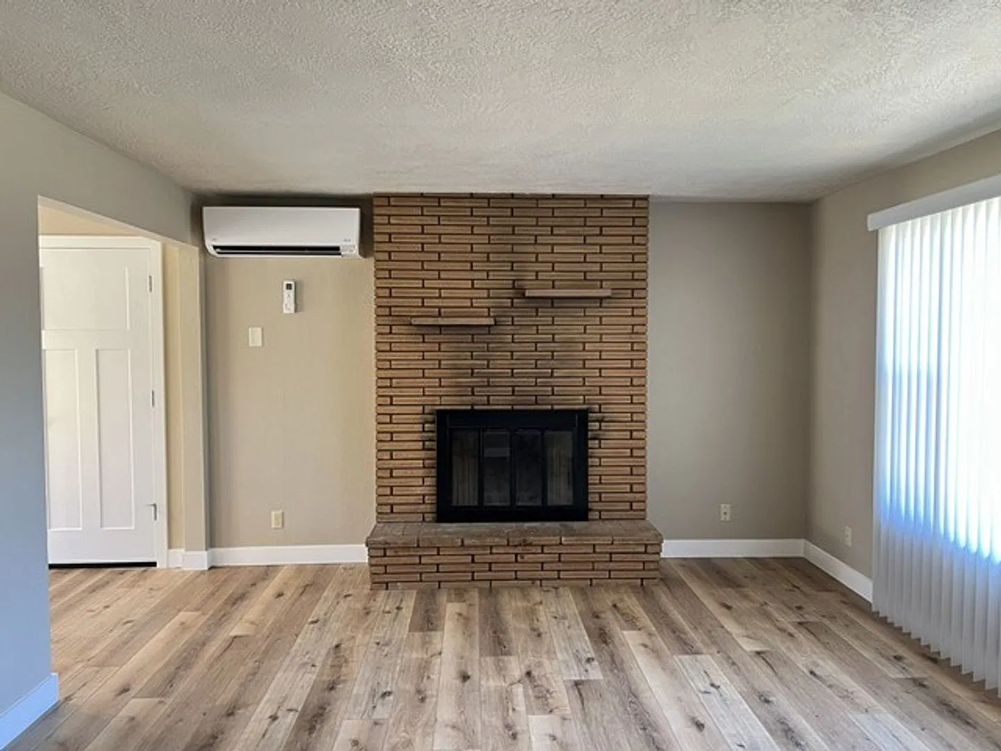 3Bd/1Ba Single Story Home - Move In Ready!! — Photo 3