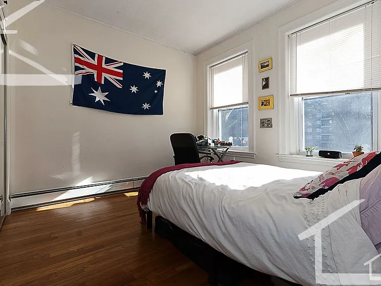 73 Thatcher St #21 — Photo 12