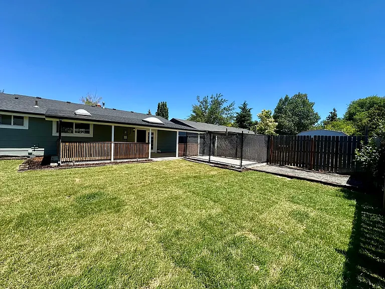 4738 Sturdivant Ave — Photo 10