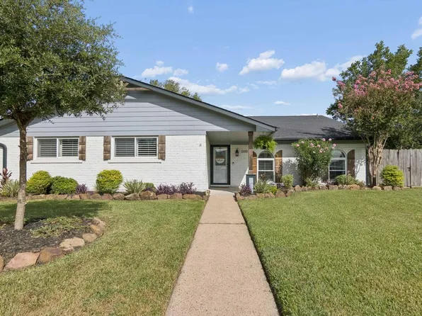 2418 Lufkin Ln, Deer Park, TX 77536
