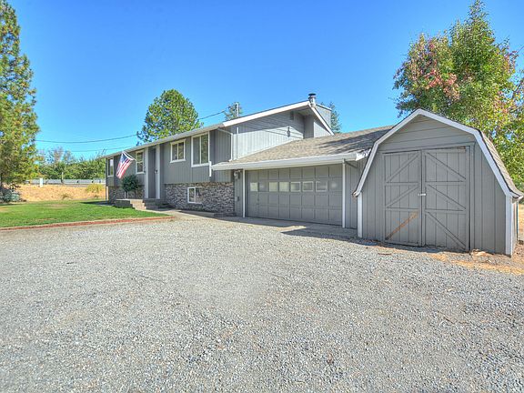 5th image of 7875 E Evans Creek Rd