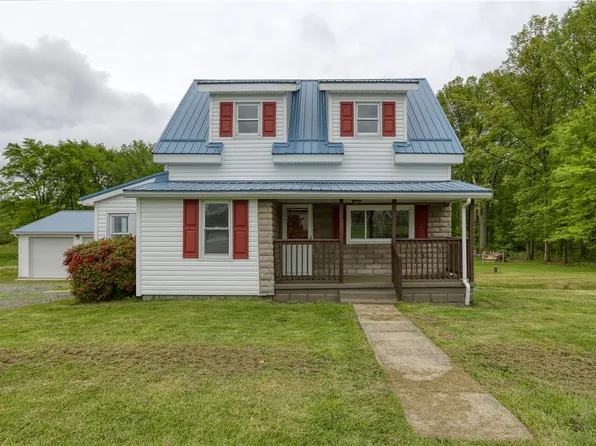 1094 Pine Glenn Rd, Pulaski, PA 16143