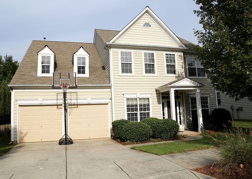 Level fenced in back yard