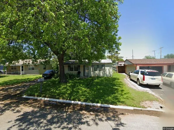 2705 SW H Ave, Lawton, OK 73505