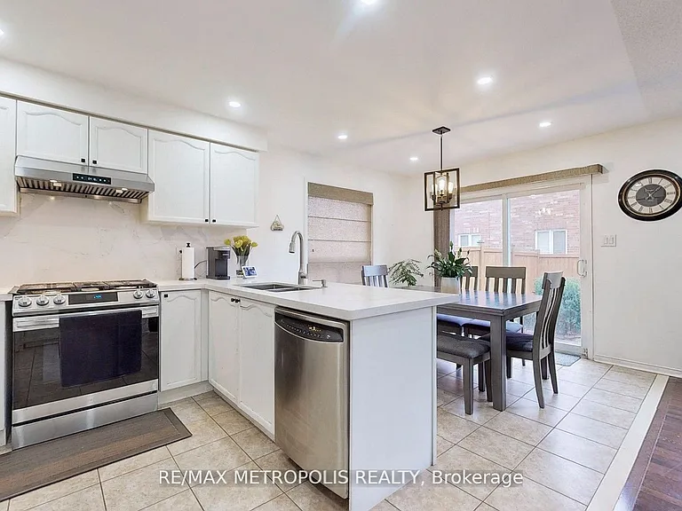 1505 Pennel Dr #UPPER — Photo 18