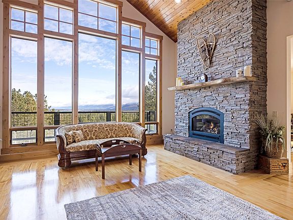 3rd image of 34426 Ridge Rd