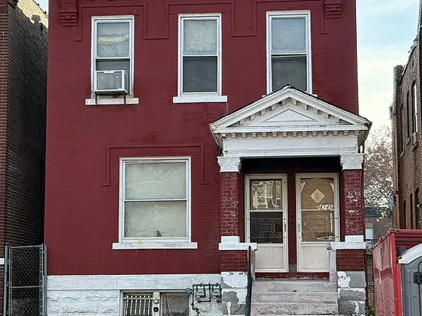 4146 Labadie Ave, Saint Louis, MO 63115