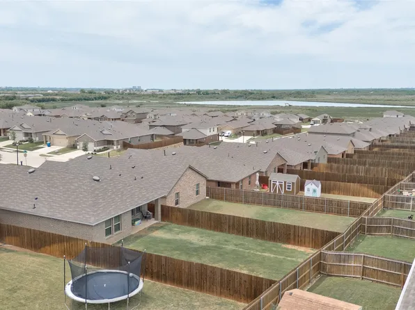 1016 Rio Bravo Dr, Forney, TX 75126