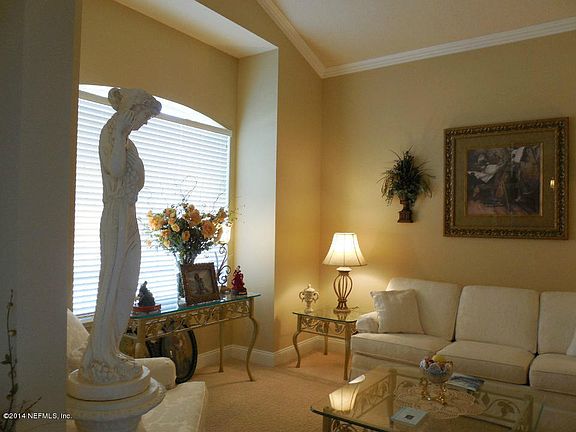 3rd image of 207 Crystal Cove Dr