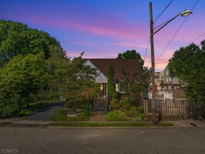 6 Grant St, Elmwood Park, NJ, 07407