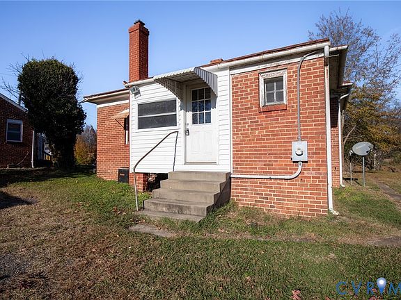 3rd image of 21210 Chesterfield Ave