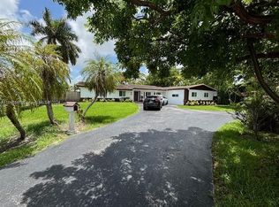 6440 Miller Rd, South Miami, FL 33155