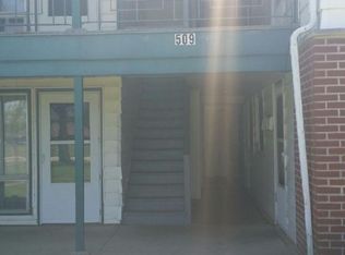 509 Maple Ave APT 3A, Carpentersville, IL 60110