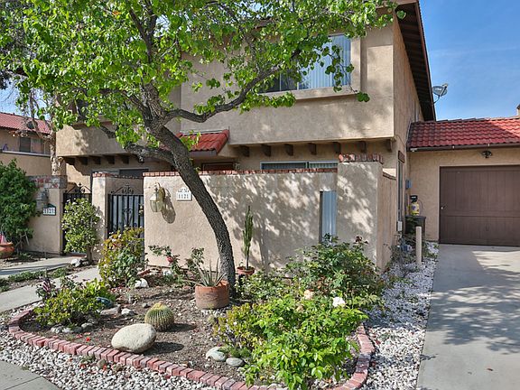 2nd image of 1121 Calle Linares