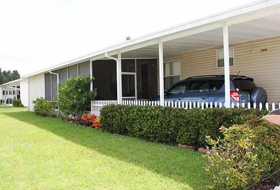3rd image of 7820 Gun Cay Ave