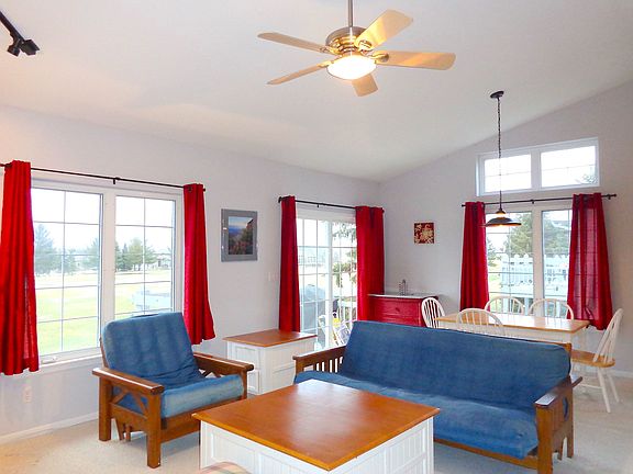 Living Room & Dinette