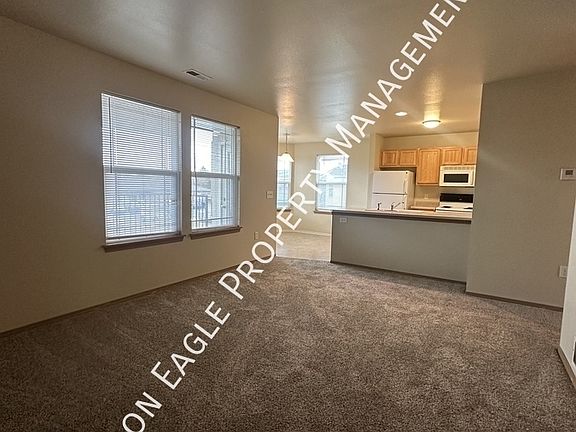 4th image of 1805 E Overland Rd #1023