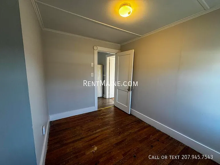 131 College Ave #5 — Photo 8