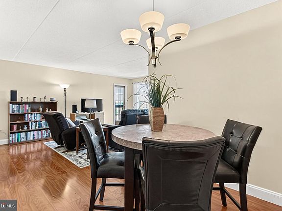 3rd image of 6300 Stevenson Ave APT 1122