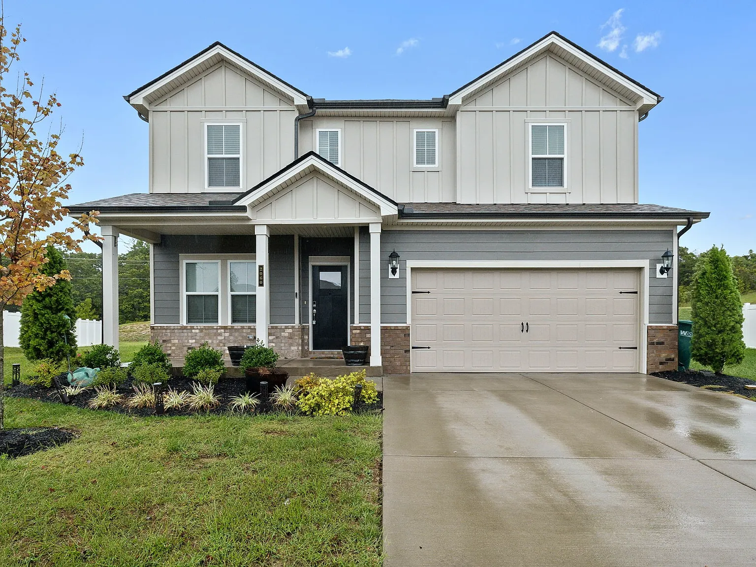 5 bed, 2994 sqft, $3,400 — Photo 2