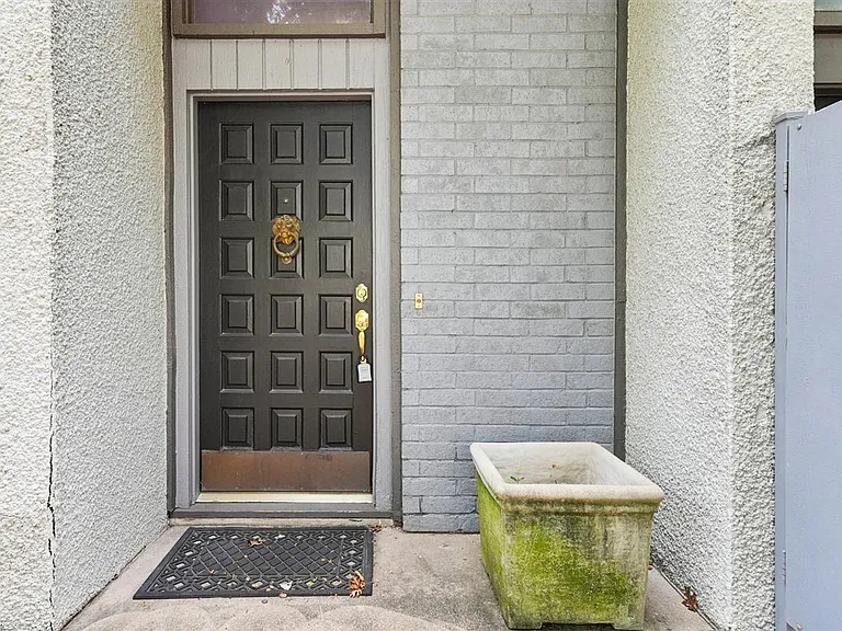3618 Gillespie St #102 — Photo 28