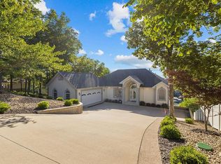 549 Cedar Rd, Lake Ozark, MO 65049