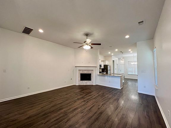 4th image of 100 Choctaw Dr