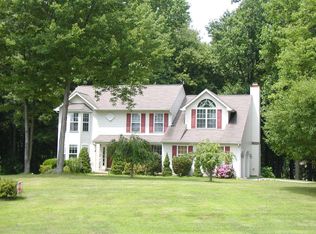 201 Kingswood Ln, Coatesville, PA 19320