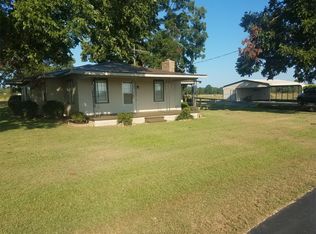 1025 Clements Rd, Comer, GA 30629