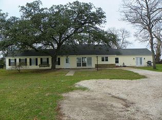 830 Lily Ln, Wharton, TX 77488