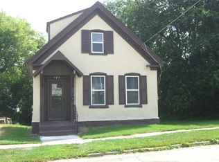443 S Liberty Ave, Freeport, IL 61032