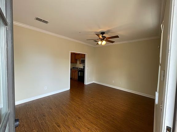 3rd image of 403 Dr Martin Luther King Jr Dr E APT 2