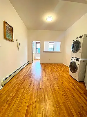 Rented by MOTION New York | media 16