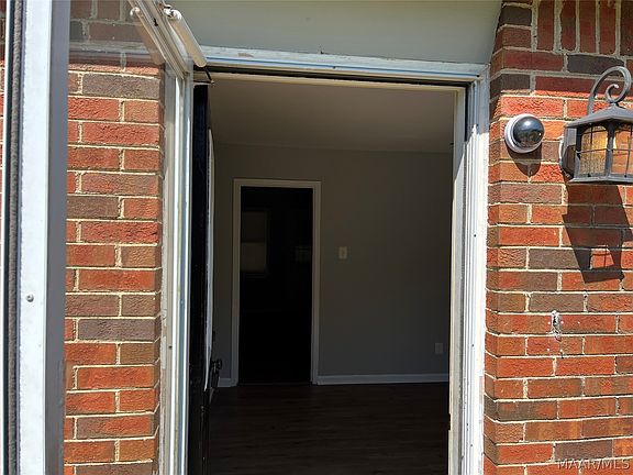 2nd image of 6459 Pinebrook Dr
