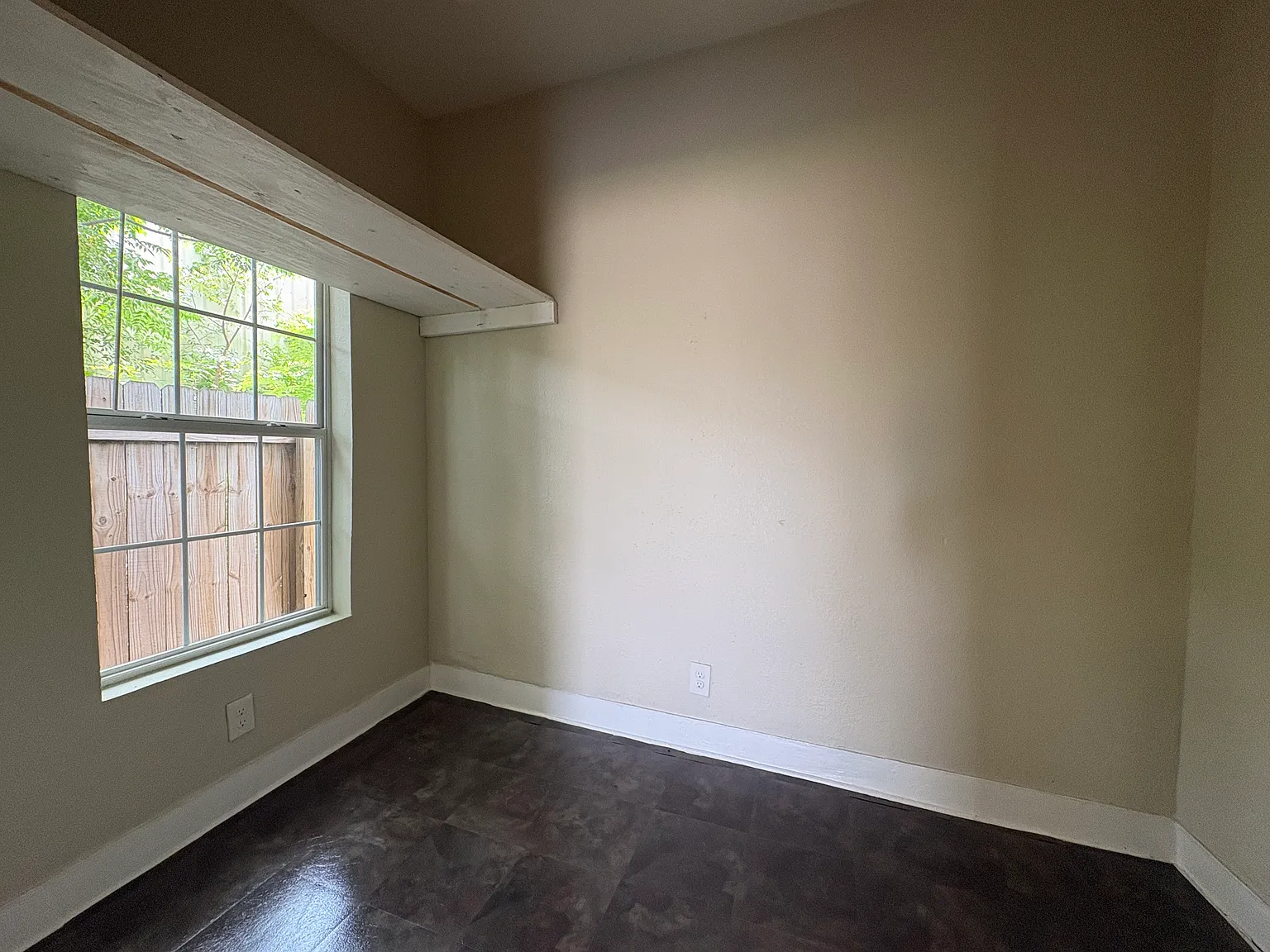 Studio, 500 sqft, $800 — Photo 4